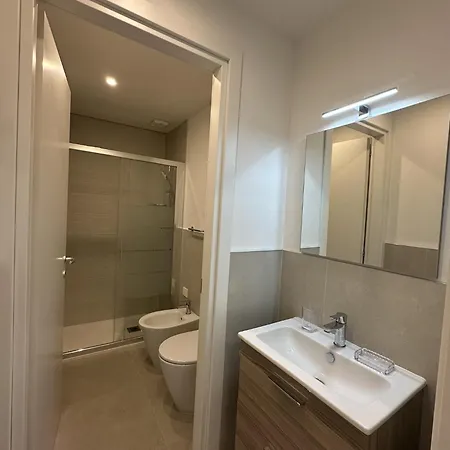 Bed & Breakfast Cagliari Rooms *